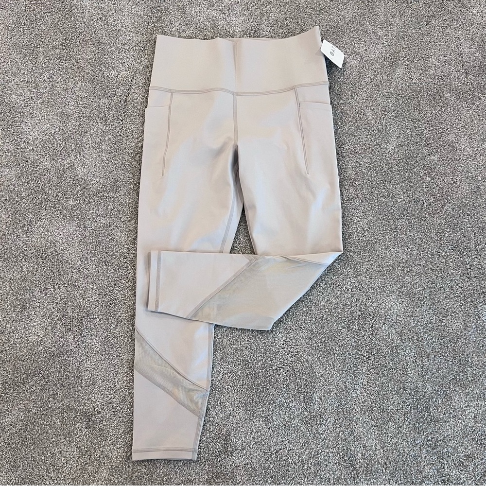 Athleta Salutation Stash Mesh Tight Leggings Pants Ivory Women Sz Medium 305922,